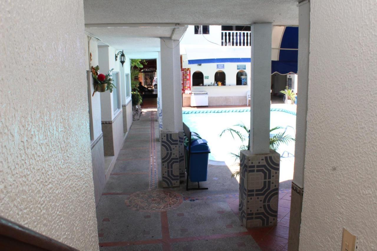 Hotel Villa Del Rosario Nuevo Мельгар Экстерьер фото